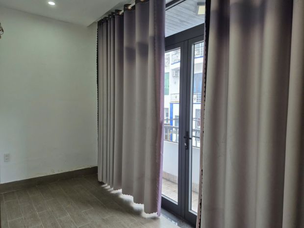 Cho thuê nhà nguyên căn mặt tiền 11 đỗ quang 6757469