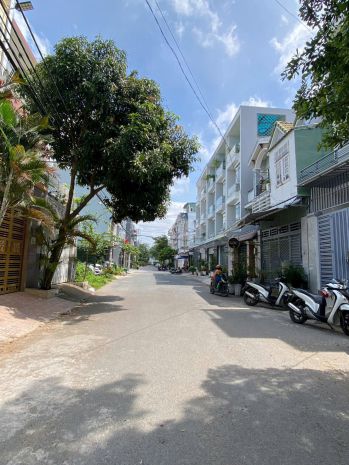 Bán nhà góc 2 mặt tiền đường 10m khu sài gòn mới  thị trấn 6757644