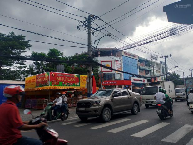 Bán căn góc 4 tầng ngay đỗ xuân hợp, sổ hồng 6758102