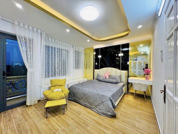 Bán nhà 96m2 5x19.3 4 tầng full nội thất  đường 6m 6758323