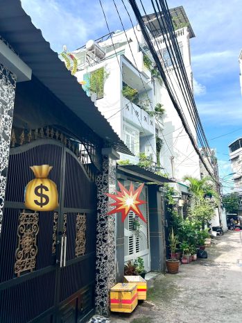 Bán nhà mt- thuộc trung  tâm q4- đ.tôn thất thuyết- xe 6758326