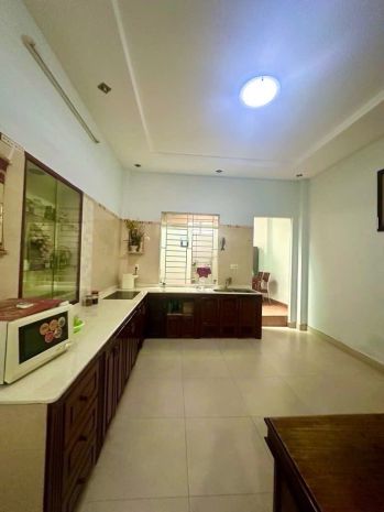 Bán nhà mt- thuộc trung  tâm q4- đ.tôn thất thuyết- xe 6758329