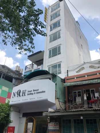 Bán nhà mặt tiền 9 trần quang diệu, p13, quận 3 6760762
