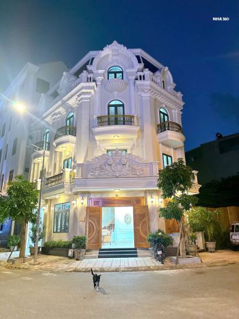 Bán biệt thự 2 mặt tiền đẹp  p. đông hòa, tp.hcm, giáp 6760973