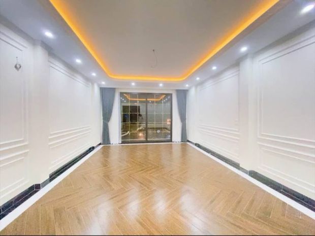 Hiếm bán nhà - 55m, 7 tầng trung tâm nguyễn văn cừ, đi bộ 6761397
