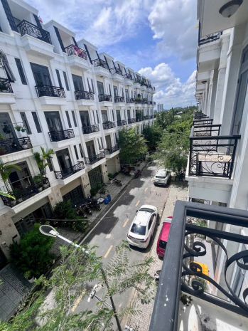 Siêu phẩm  ngây đại học nguyễn tất thành - hẻm 12m 5 tầng 6762948