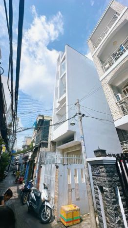 Diện tích 41 m2 - 6t -thu nhập 40 triệu tháng
có 6 tỷ q4 6763156