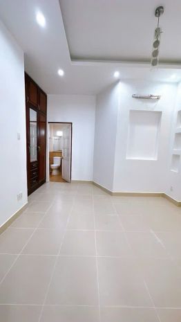 Diện tích 41 m2 - 6t -thu nhập 40 triệu tháng
có 6 tỷ q4 6763159