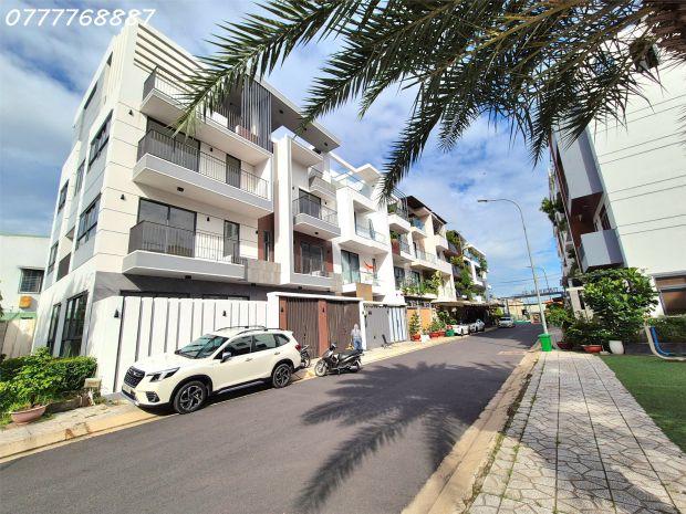 Biệt thự khu compound cao cấp, gần trường chinh, ngang lớn 6764134