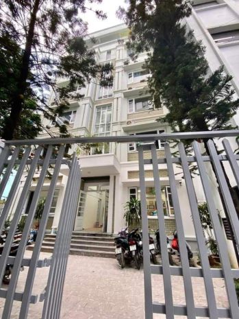 Phòng 1n1k1b -397 phạm văn đong- 50m2 - full nội thất-oto đỗ 6764633