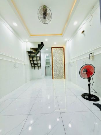 Nhà mới xây  hẻm xe hơi  dương bá trạc, q8  3,48 tỷ 6764686