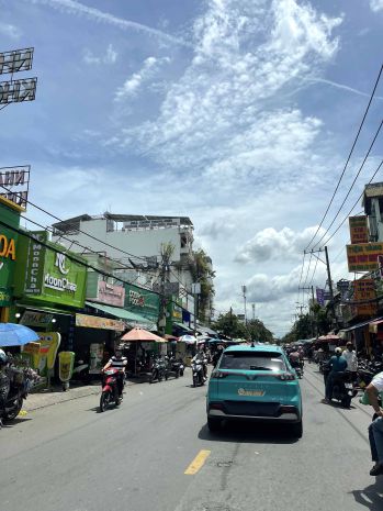 Bán gấp nhà 2 tầng hxh hiệp bình chánh  gần phạm văn đồng 6765122