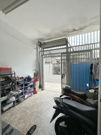 Bán gấp nhà 2 tầng hxh hiệp bình chánh  gần phạm văn đồng 6765125