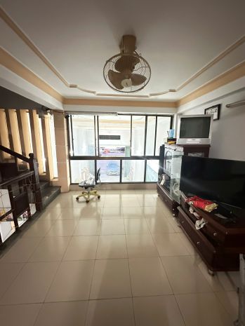 Cho thuê nhà 3 tầng, 100m2, 4pn+ nội thất- mặt tiền 6765259