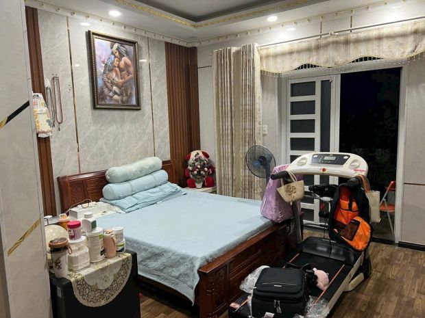 Ngộp vốn bán gấp biệt thự tâm huyết 100m2 4 tầng mặt tiền 6765271