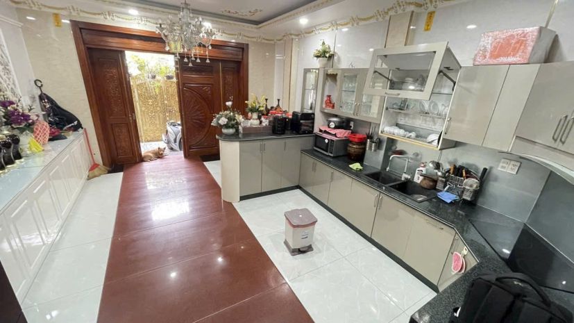Ngộp vốn bán gấp biệt thự tâm huyết 100m2 4 tầng mặt tiền 6765273