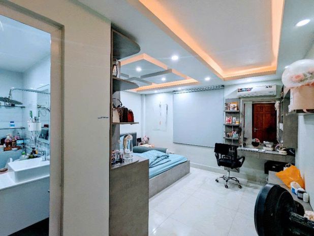 74,7m2 - giá 7.9 tỷ - hxh phạm hữu lầu giao nguyễn lương bằn 6765797