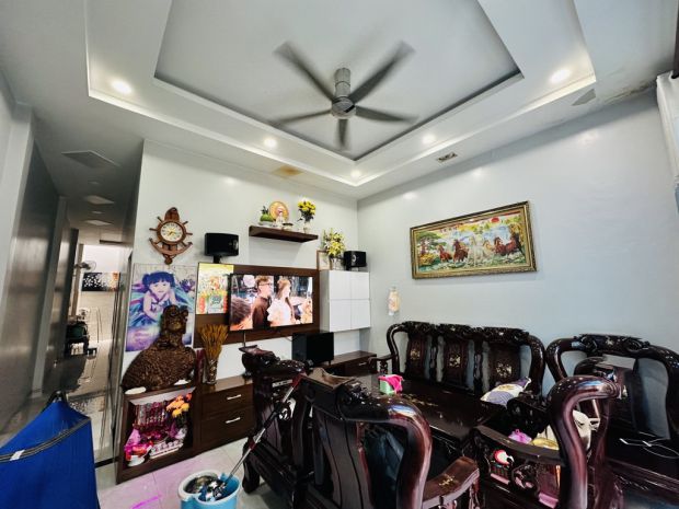 Nhà ngon khu vip xe hơi vào nhà -  90m2 4.5 x 20 mới tinh 6765971
