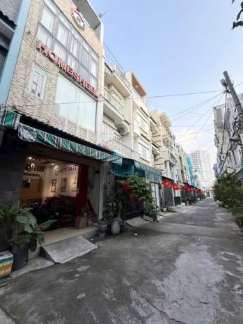 Nhà đúc 4 tầng -nhỉnh 3 tỷ hạ 4ootr - cạnh ngã tư bốn xã 6765980