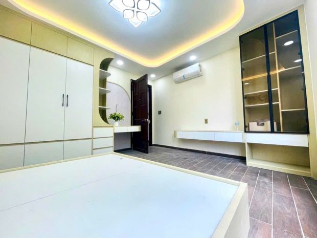 67m, bán nhà 4 tầng, 6pn, 1 lê văn sỹ, giáp quận 1, 8 tỷ 6766038