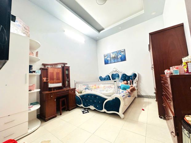 Nhà mặt tiền đẹp linh xuân, thủ đức  9x21m, 2 tầng chắc 6769091
