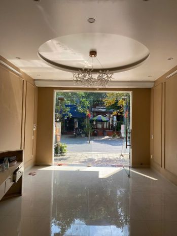 Cho thuê nhà nguyên căn lâu dài  vị trí trung tâm 6769639