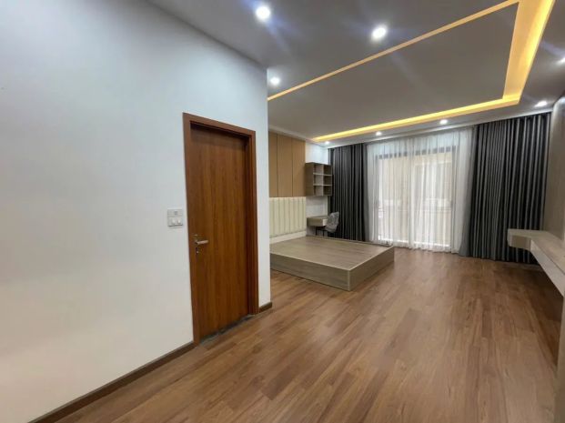 Bán nhanh nhà phố hoàng như tiếp 50m2 6t thang máy, ô tô 6769844