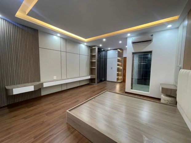 Bán nhà hàng xóm bv tâm anh 50m2 6t thang máy, ô tô cạnh 6769887