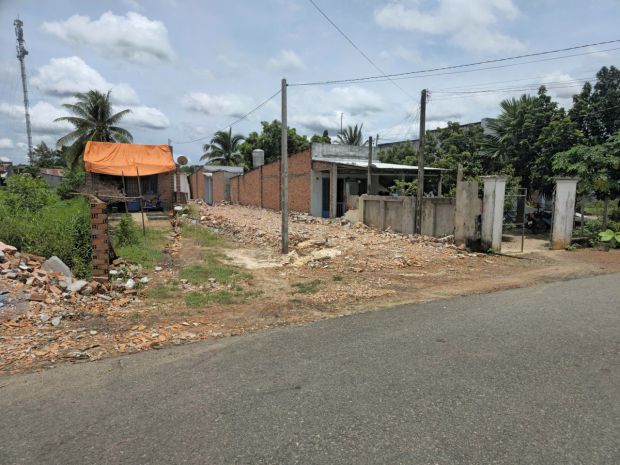 Đất mặt tiền vuông đẹp đxt tránh 250m2  phạm ngọc thạch tn 6769899
