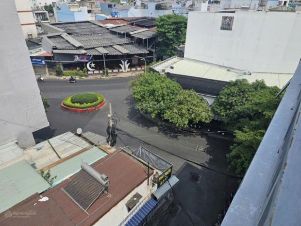 Bán nhà góc 2mt đang kinh doanh café  12 chdv thu nhập 6769987