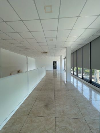 Cho thuê văn phòng đường nguyễn hữu thọ vị trí gốc 2 mặt 6771188