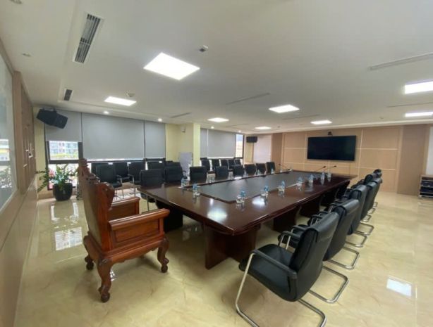 Bán nhà mặt phố vỉa hè đá bóng phố hoàng quốc việt, cầu 6771268