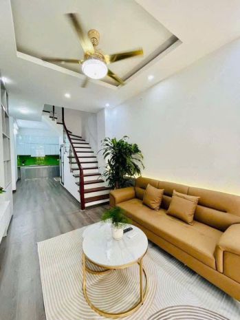 Bán nhà trân thái tông nhà mới lô góc dt 50m 5t 12,3 tỷ 6771466