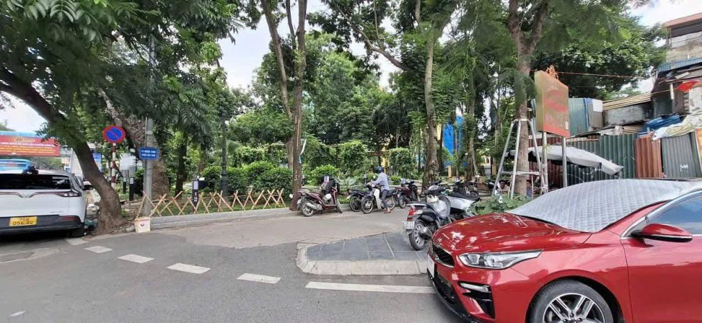 Bán nhà  tây sơn  đống đa  ô tô đỗ cửa  kinh doanh  vị 6772664