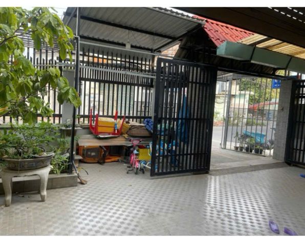 Bán nhà mặt tiền kinh doanh- đường 7m shr dĩ an, bình dương 6772929