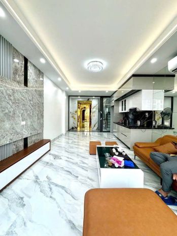 Bán nhà mới đông tác đống đa thang máy dt 35m 5t 9,5 tỷ 6772953