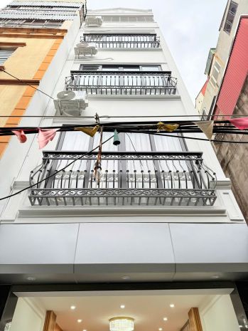 Bán nhà mới đông tác đống đa thang máy dt 35m 5t 9,5 tỷ 6772959