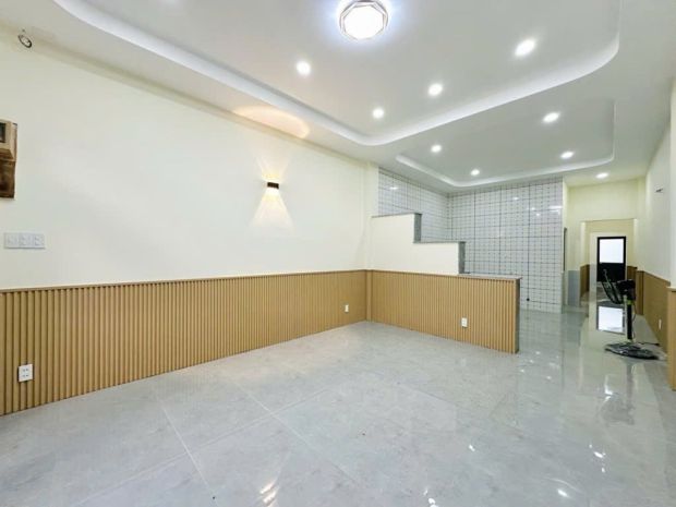 Nhà mới 2 mặt tiền hxt tránh 75m2  lê đức thọ gv 6773895