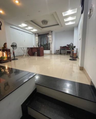 Bình tân - - đường 7m xe hơi tránh - sát mặt tiền - sổ 6774050