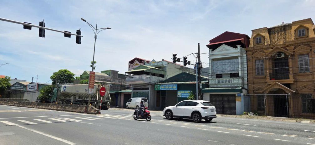 Cần bán lô đất 2 mặt tiền đẹp- hồ thanh châu- mặt tiền 10m 6775222