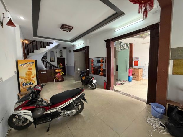 Nhà ngang 8m ngay chợ bùi minh trực- 7 phòng ngủ - ở ngay 6776409
