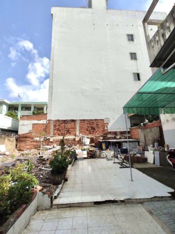 Đất mặt tiền thụt 162m2, nở hậu  quang trung gv 6776710