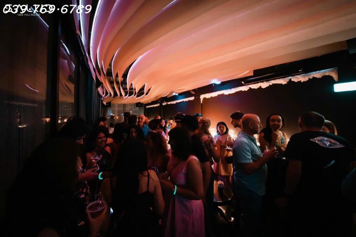 Cho thuê lounge full đồ hoặc sang nhượng quán rượu vệ hồ 6777286