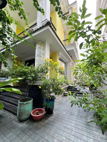 Mặt tiền đặng thùy trâm, p13, bình thạnh: dt 15x16m, giá 33 6777808