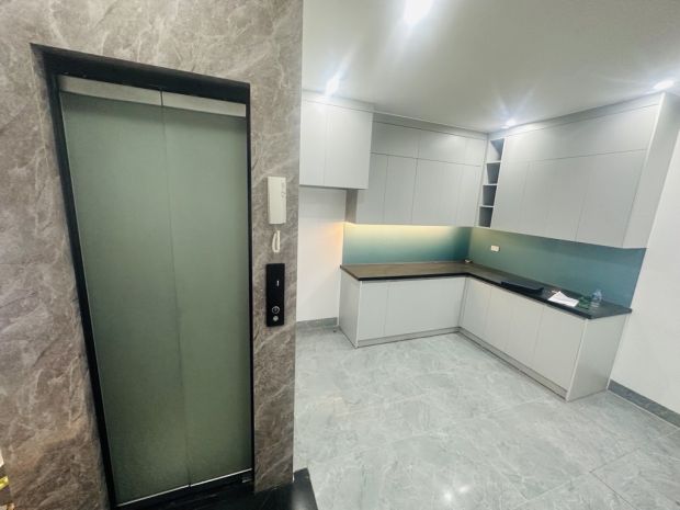 Trần cung 50m thang máy chỉ 10,3 tỷ,ô tô 40m,gần phố,2 6778224