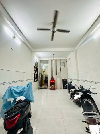 Siêu phẩm  nhà đ số 9 bhh gần aeon tân phú  hẻm xe hơi 6778491