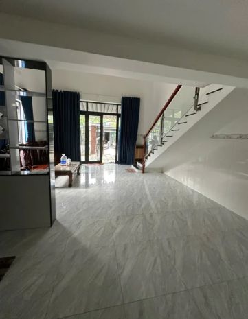 Bán nhà gác đúc đẹp  dt 73m2, kiệt ôtô nam cao, hòa khánh 6778971