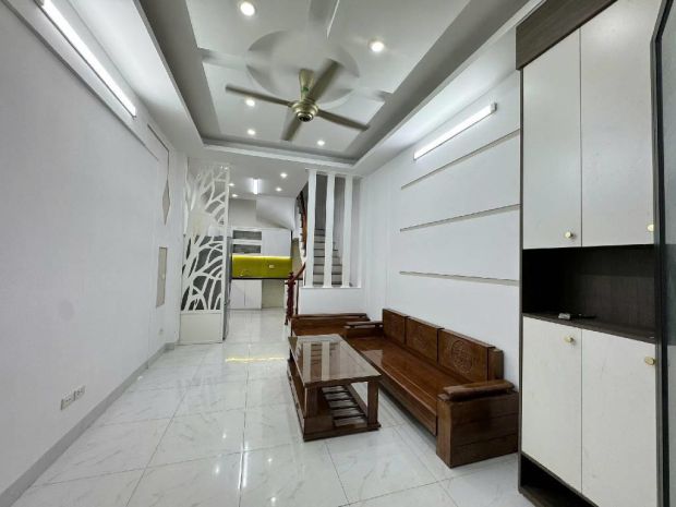 Bán nhà đông ngạc 42m2, dân xây 5 tầng, ô tô đỗ cửa, cạnh 6779377