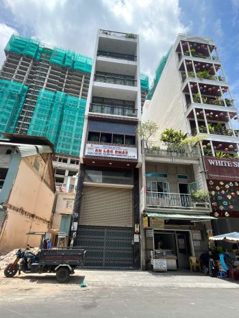Mặt tiền đề thám, p. cô giang, q1: dt 4.4x18.4m, giá 62 tỷ 6780522