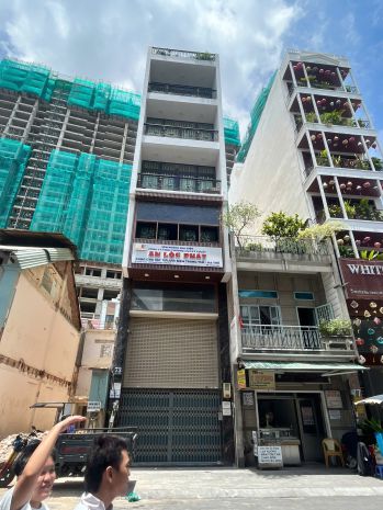 Mặt tiền đề thám, p. cô giang, q1: dt 4.4x18.4m, giá 62 tỷ 6780523